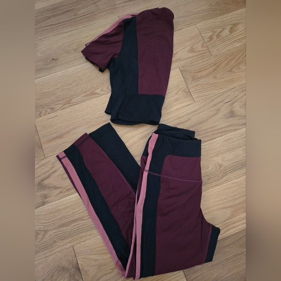 Titika Activewear set - leggings & top - Picture 6 of 10